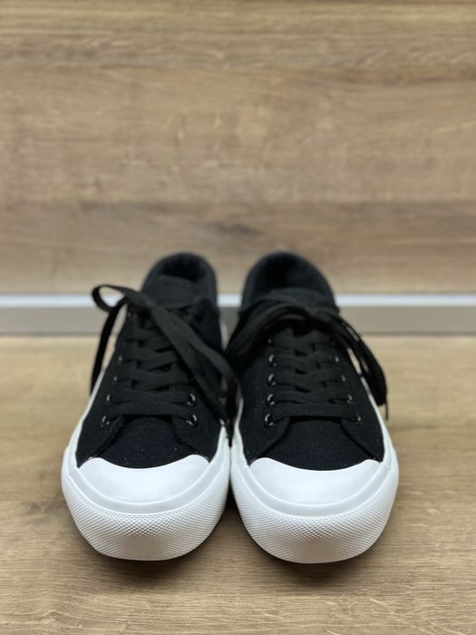 Продават се женски сникърси/ кецове/ обувкиAmericanos в размер 39 EU