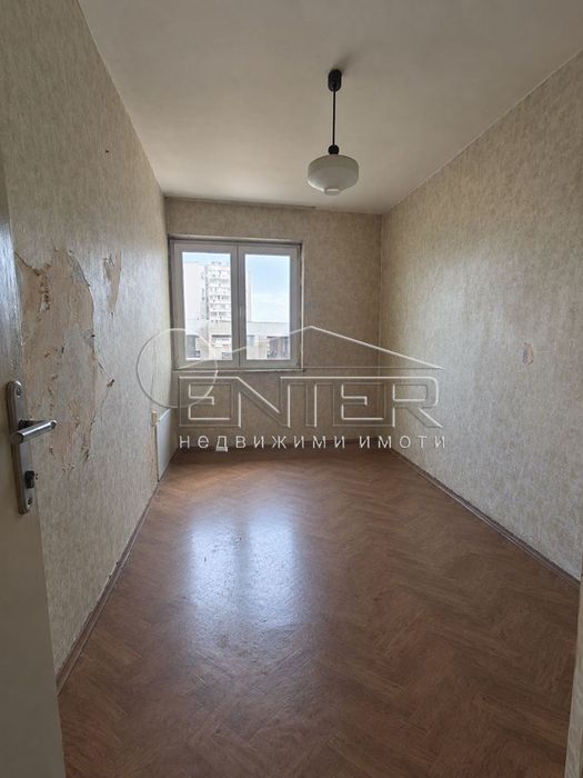 Продава се Двустаен апартамент в Варна, Трошево - 38 кв.м за 1974 €/кв.м - Снимка #3