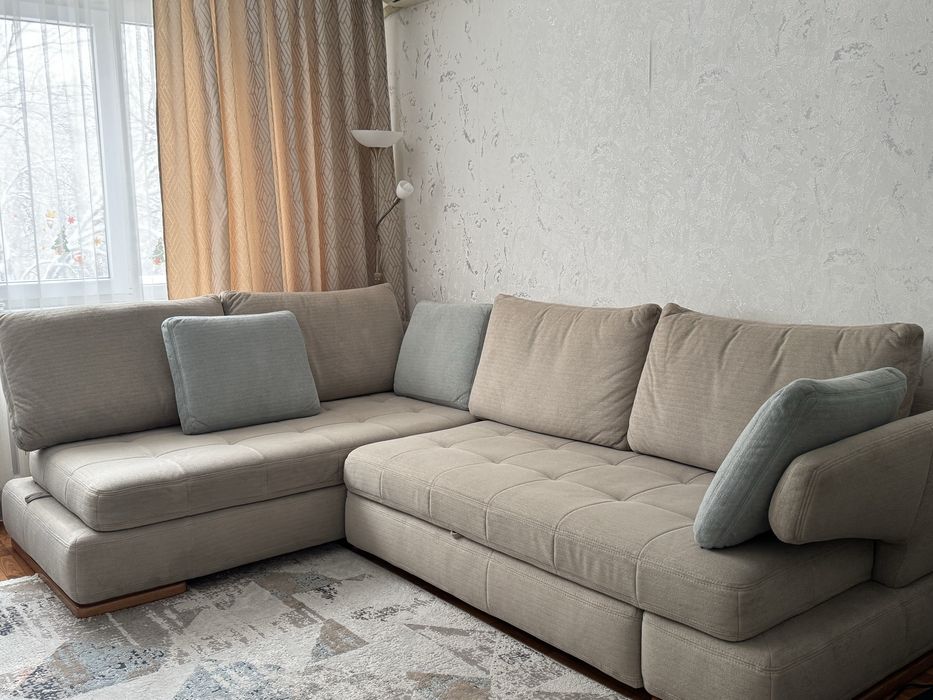 Продам очень удобный, красивый диван!