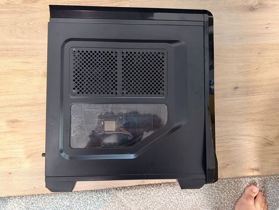 KIT PC complet (fără sursă) – i7-7700K, ASUS H110M-K, 16GB RAM DDR 4, HDD 1TB.m + SSD 500GB, Cooler ARGB, DVD-RW, Carcasă