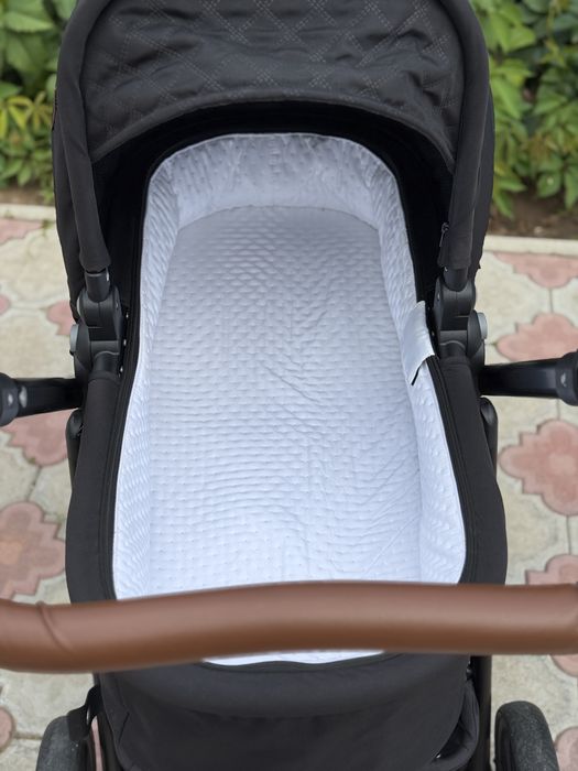 Продам коляску Tomix Aura 2в1