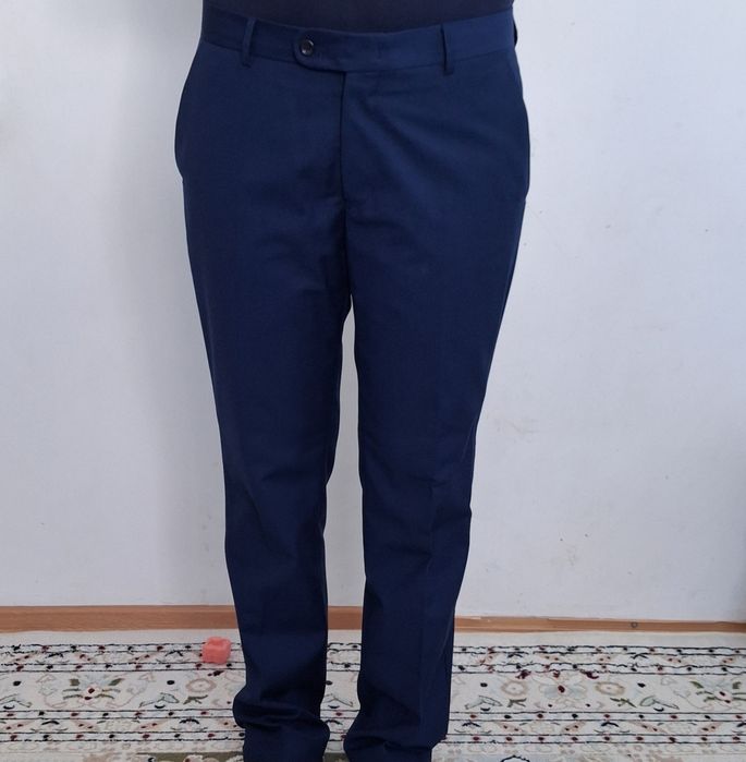 Срочно продам костюм и брюки