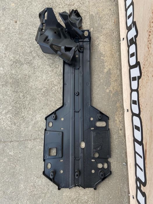 Set scut plastic Can-Am Outlander Max 1000 / 650 XTP