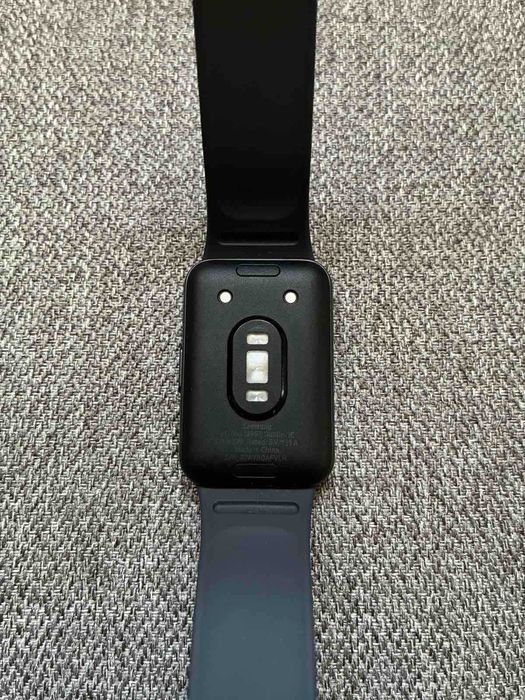 Samsung Galaxy Fit3 – отлично състояние, с кутия и кабел