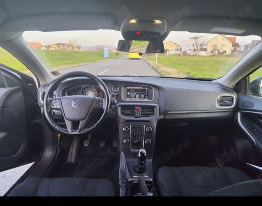 VOLVO V40 2014 — imagine 4