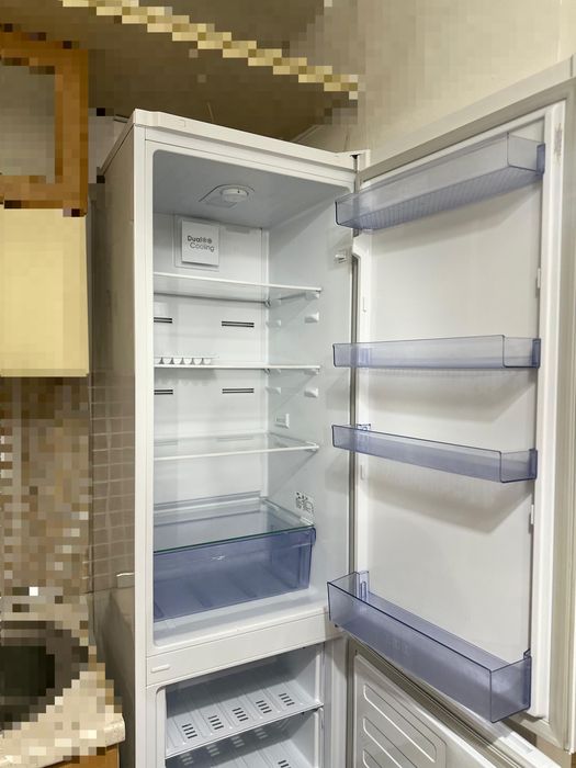Двухкамерный холодильник Beko
