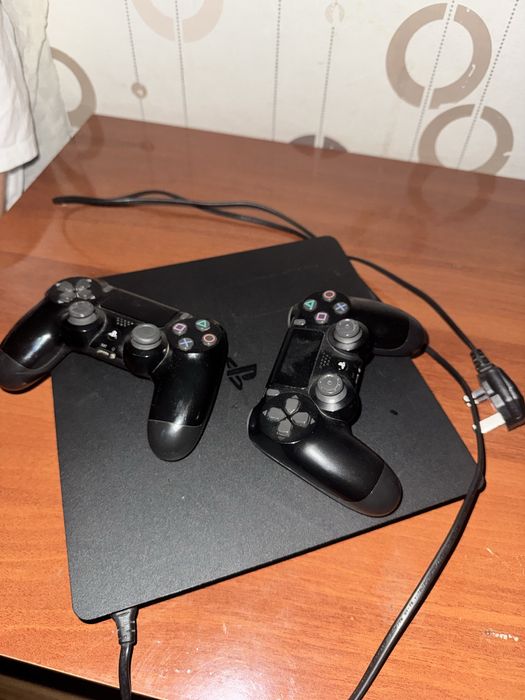 Play station 4 ideal