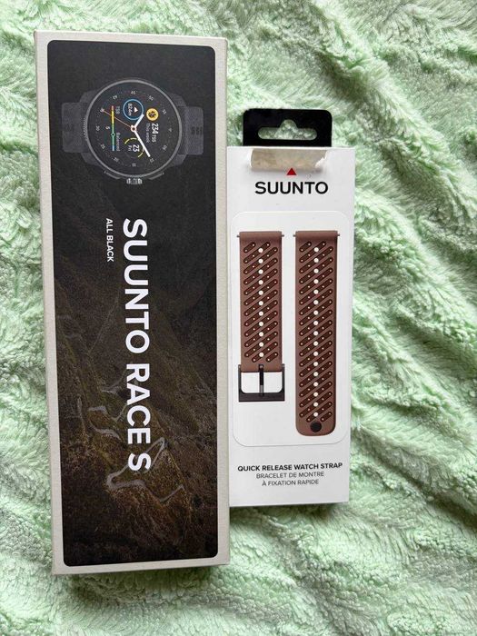 Suunto Race S All Black + допълнителна каишка | Отлично състояние
