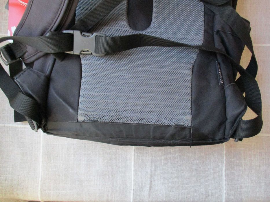 Rucsac (ghiozdan) Osprey FlapJack Pack Black, 21 L, folosit