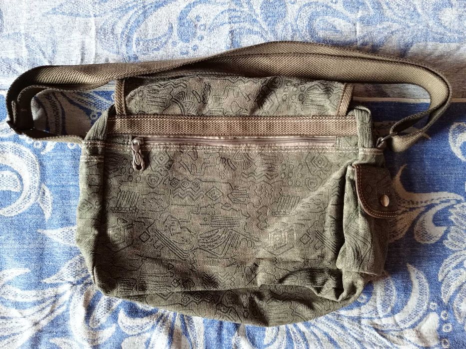 Продам мужские сумки через плечо