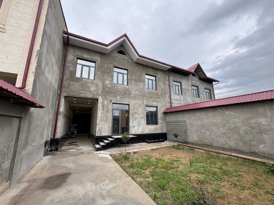 Шайхонтоҳур тумани Кўкча дарвоза Тир Маҳалла 2.3 сотих 300 кв.м