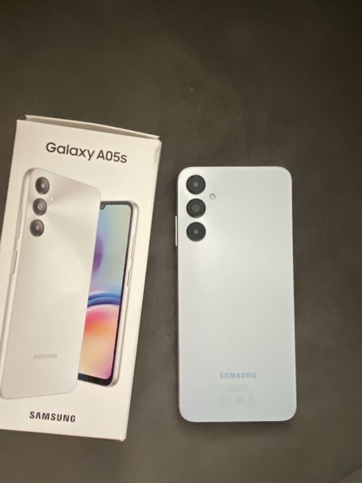 Самсунг        А05s