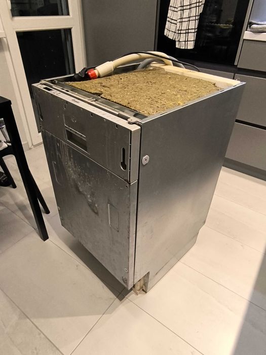 Съдомиялна Whirlpool