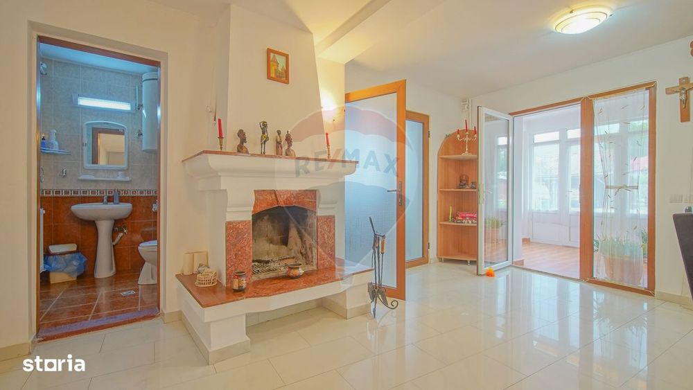 Casă + curte amenajată | 5 dormitoare, saună, sală sport | Purcăreni