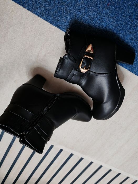 Продам сапоги зима 39