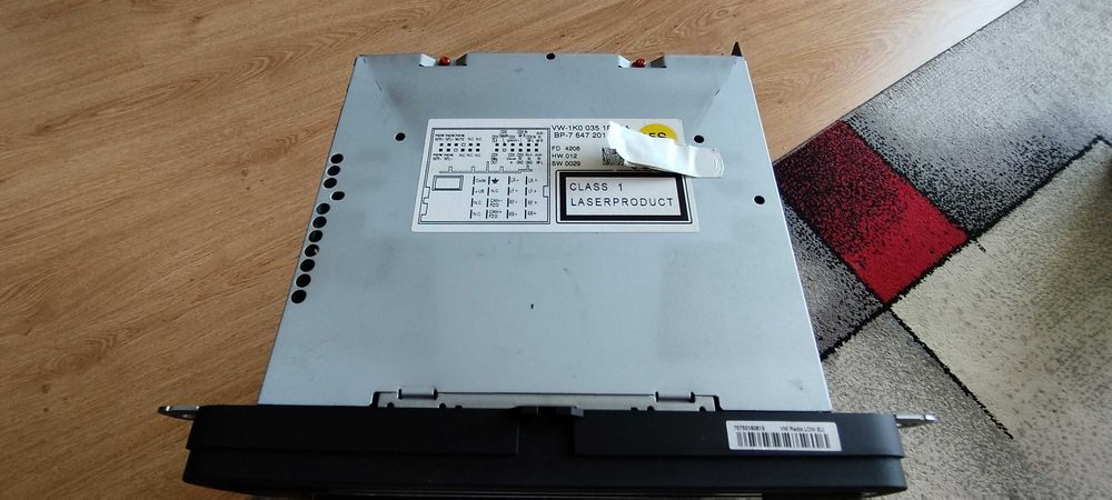 Оригинално радио CD за VW