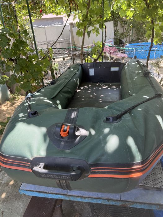 Barca si motor se vand barca nu are petece