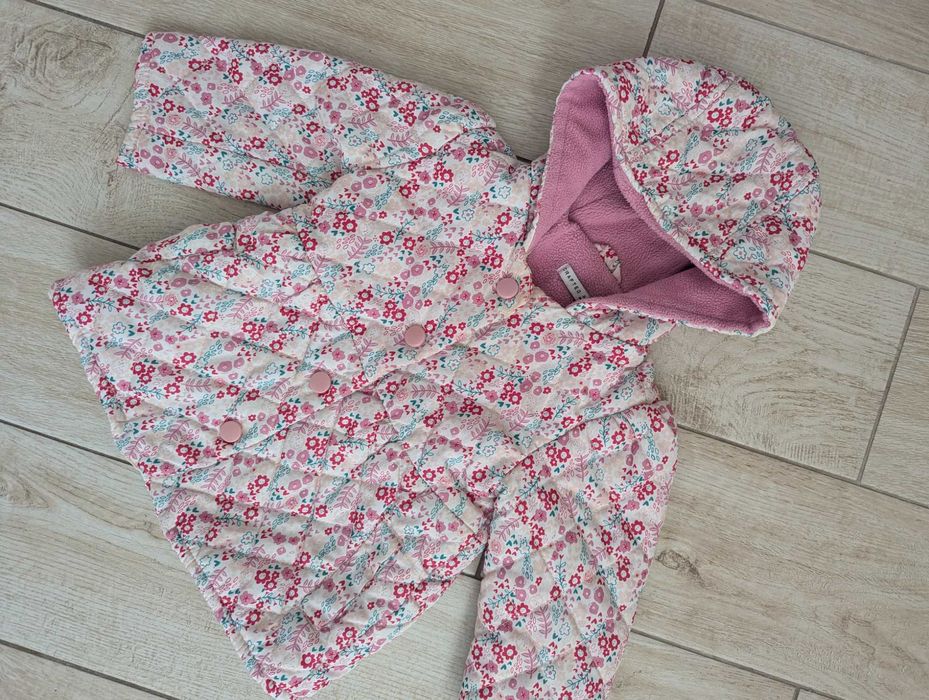 Пролетно яке за момиче