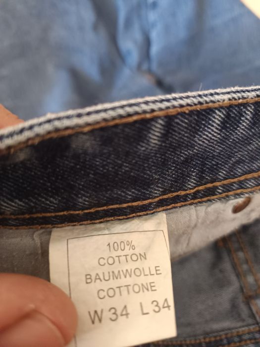 Продам джинсы wrangler