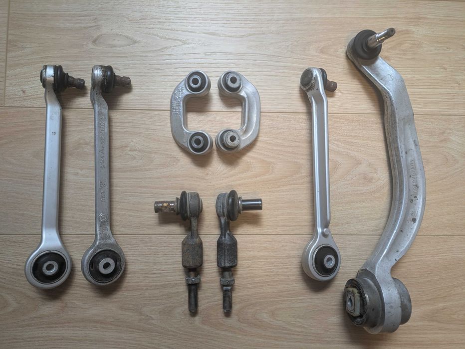 Различни предни носачи за Audi A4 B5, A6 C5, A8 D2, Passat B5