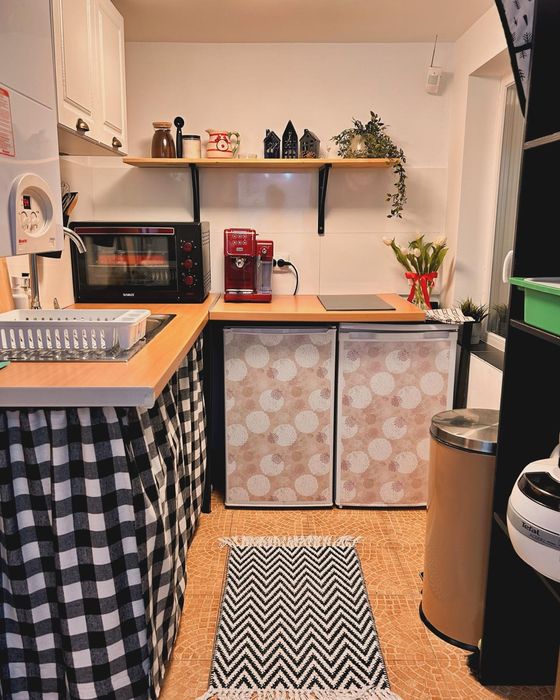 Inchiriez cabana, cu ciubar  Muntele Baisorii,Buscat.