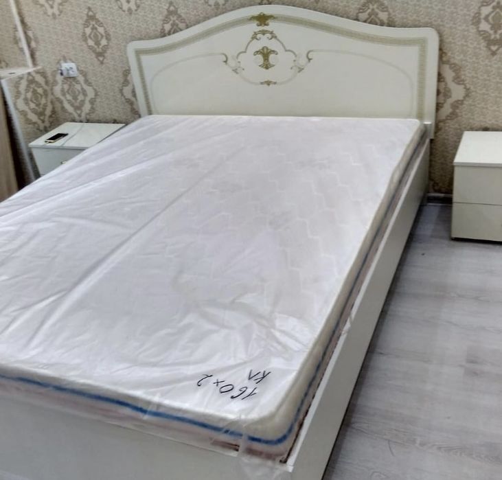 Спальный гарнитур стелла 6д