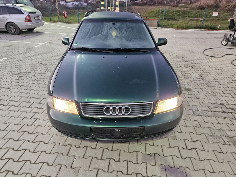 Audi A4 1.8 benzin