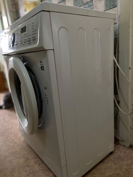 Машинка стиральная Автомат