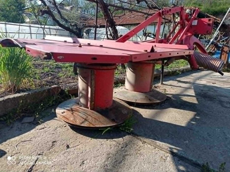 Продавам косачка и сеносъбирач
