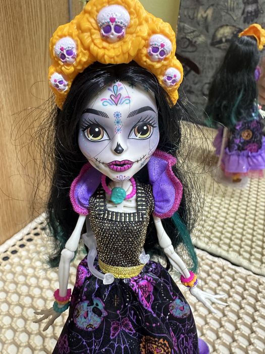 Продам куклу монстр хай!