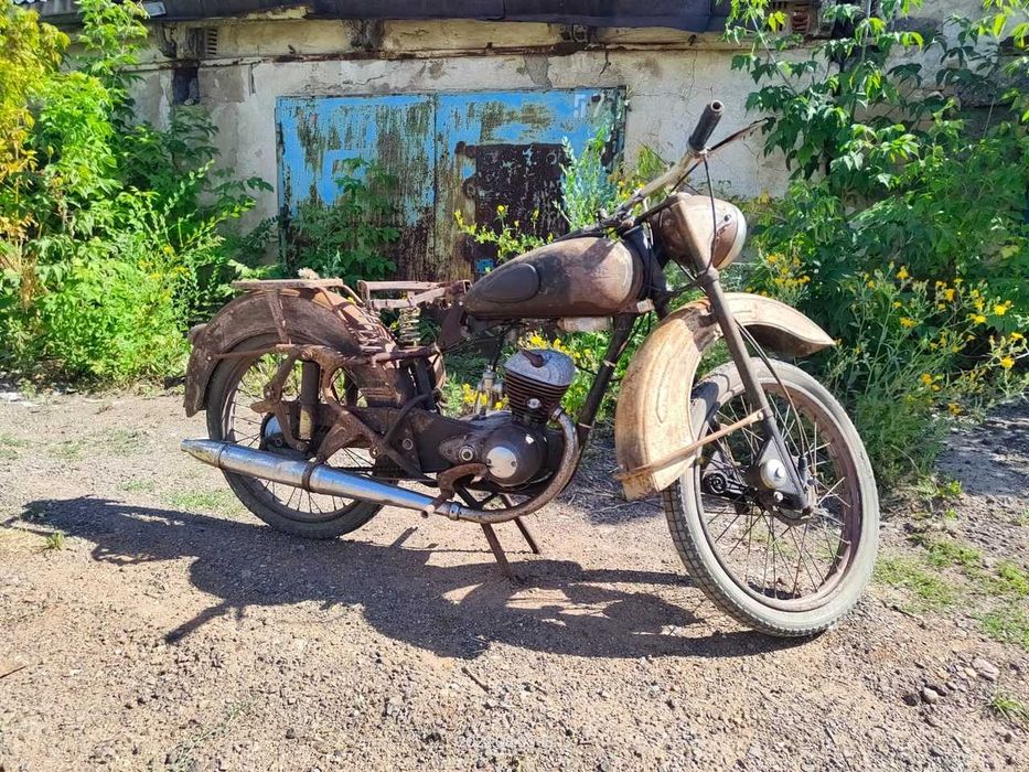 Продам   М-1 М 1961 года. Минск.