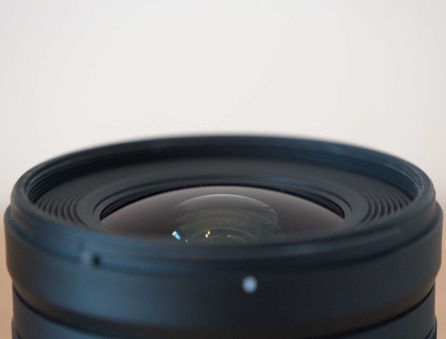 Tokina FiRIN 20mm f/2.0 MF - Sony E