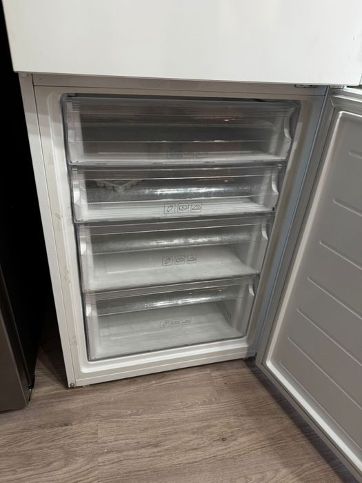 Продам холодильник Haier