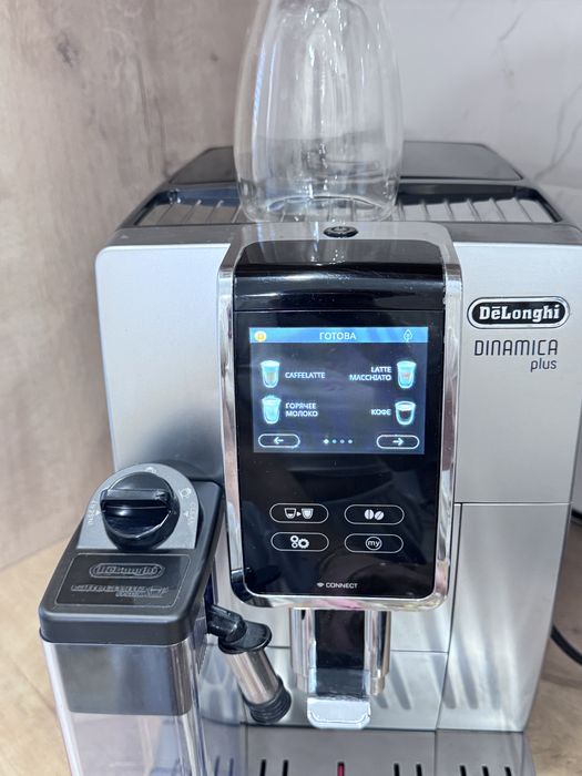 Продаю кофемашину Delonghi