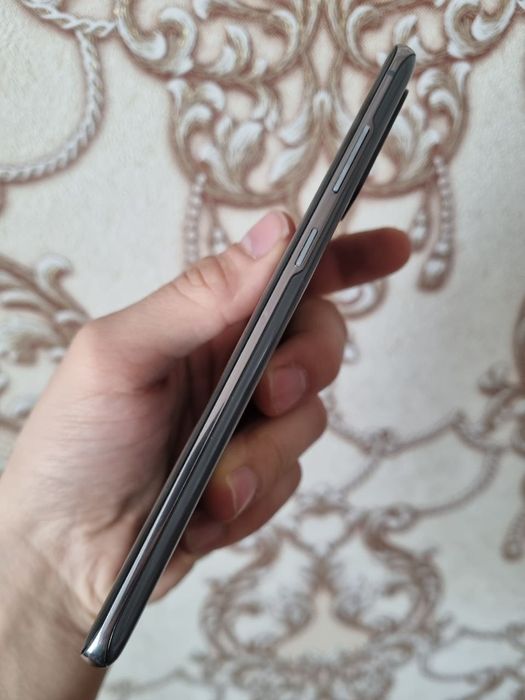 Samsung S20plus vietnam 2ta sim kartali