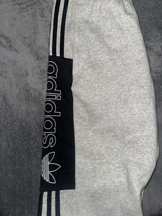 Мъжко долнище от Adidas, оригинално, размер L