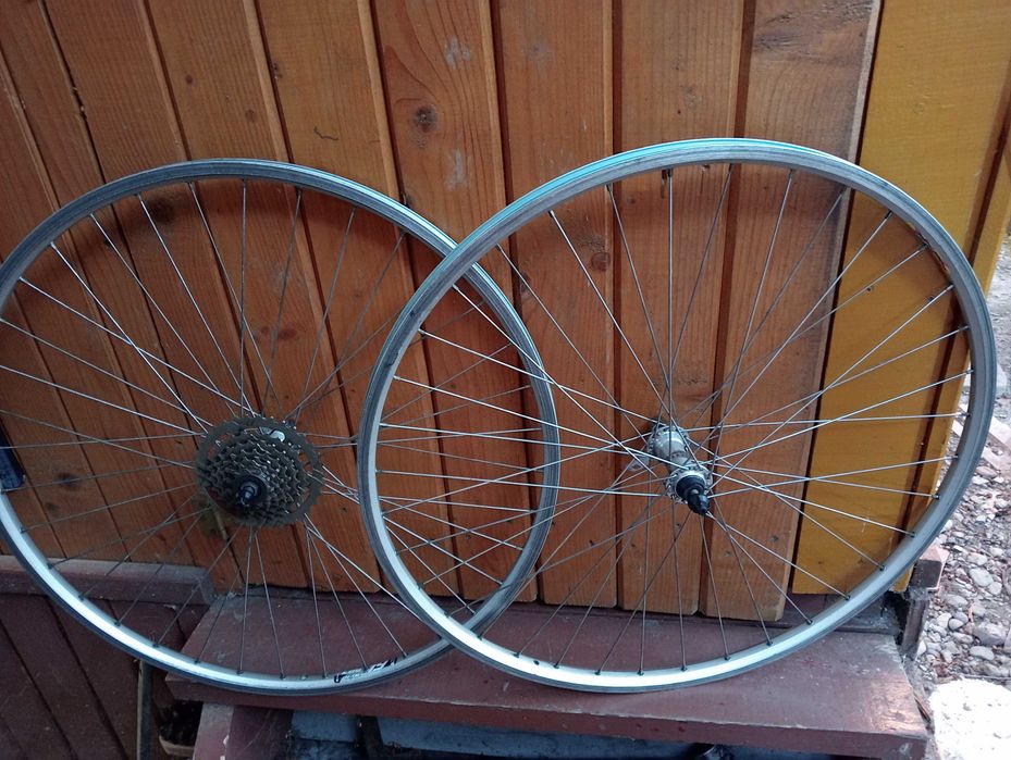 Angrenaj pedalier Deore manete  Shimano SLX schimbator spate Deore XT  Roata fata Mavic Campagnolo cursiera sea SQlab