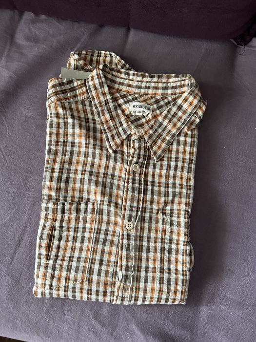 Camasi diferite firme (unele cu maneca scurta)