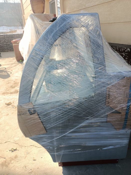 Витринный холодильник