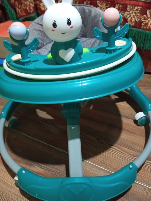 Ходунок детский.