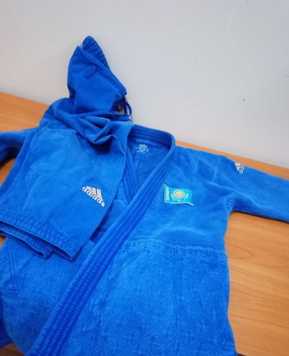 Продам кимоно оригинал