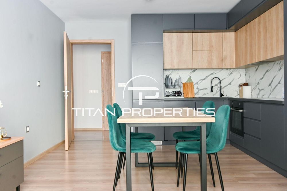 Дава се под наем Тристаен апартамент в София, Младост 1 - 98 кв.м за 1200 € - Снимка #3