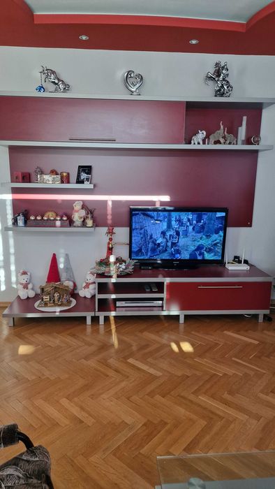 Холова секция употребявана като нова