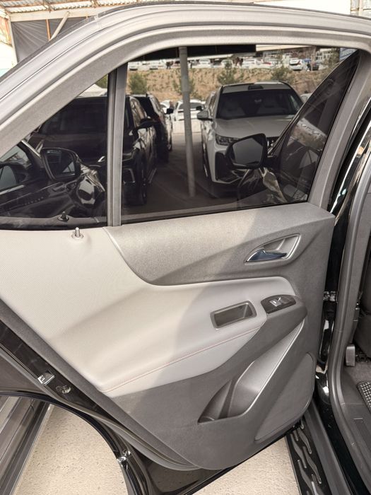 Chevrolet Equinox 2023 — 8