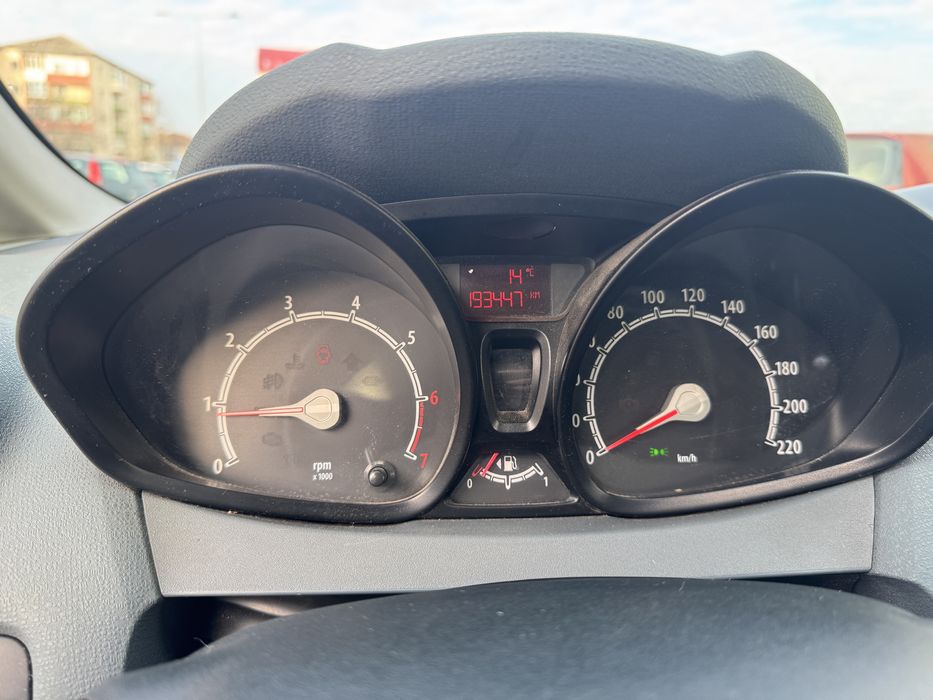 Ford Fiesta 1.4i/ GPL