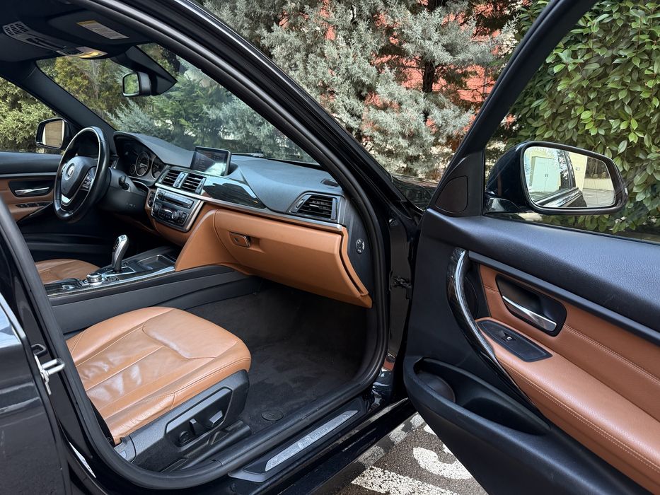 BMW 330 D; xDrive Luxury Line / BMW F31