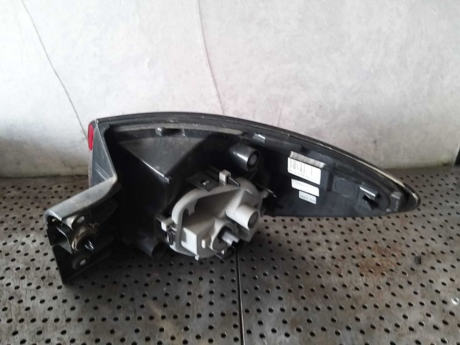 Stop tripla lampa stanga aripa renault captur 1 j5 h5 265558548r