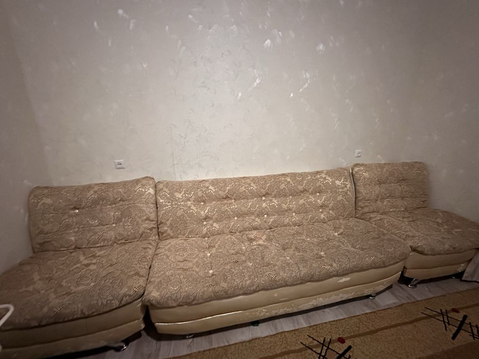 Продается диван !!