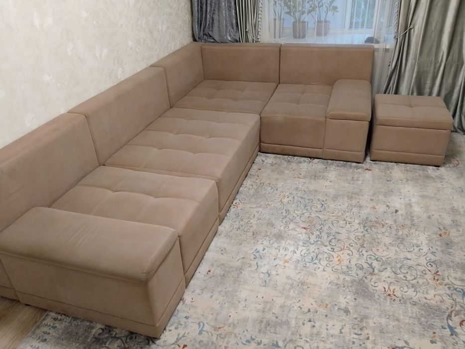 продам диван в хорошем состоянии 3*2*1
