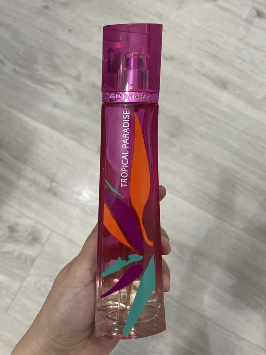 Parfum Givenchy Very Irresistible tropical paradise